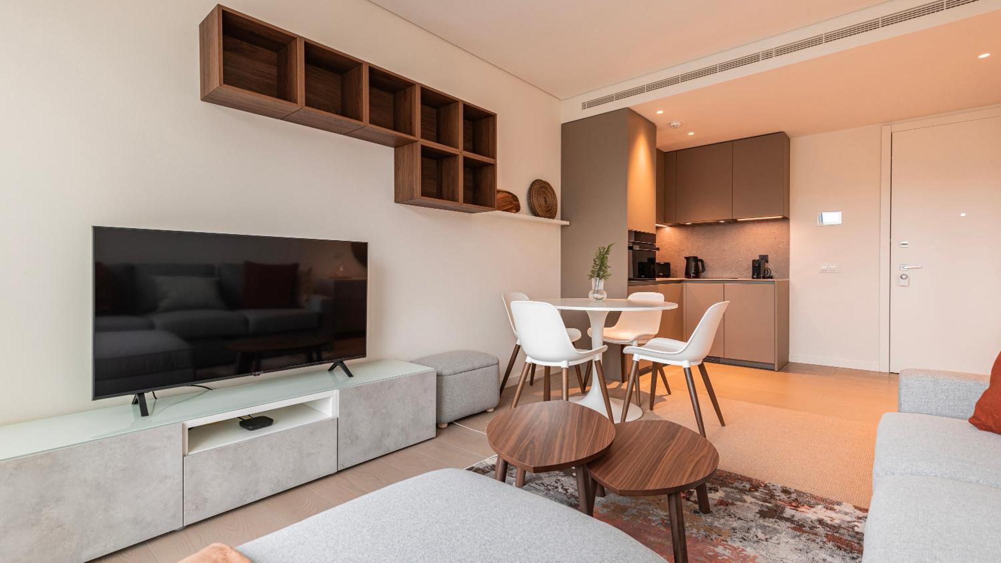 Upscale Riverside By Lovelystay Apartment *